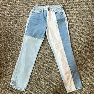 Multicolored mom/ straight leg jean